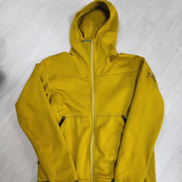 아크테릭스 남성 후드집업 L사이즈 