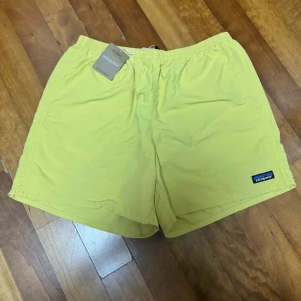 (새상품) 파타고니아 배기스 반바지 5인치 M사이즈