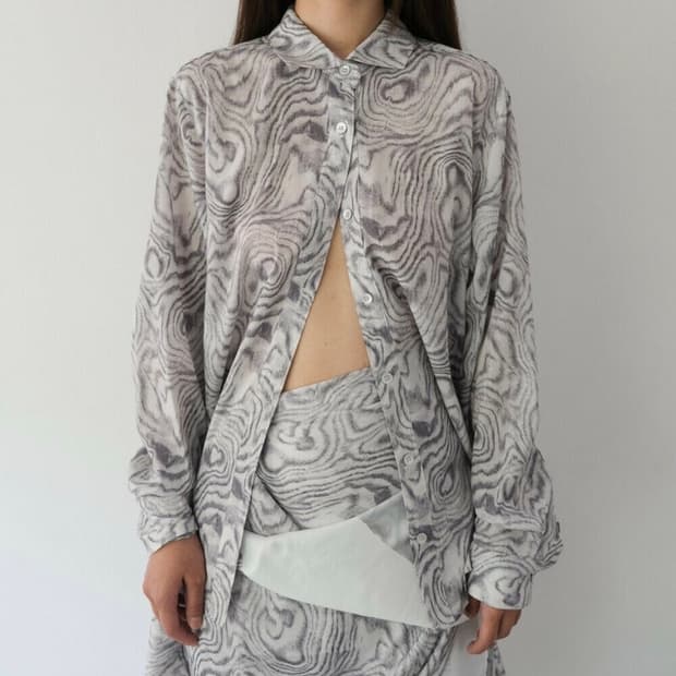 해브빈 HAVEBIN Hole Line Pattern Shirt