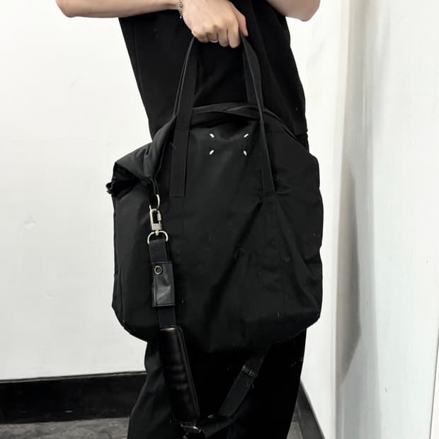 메종 마르지엘라 크로스 세일러 백