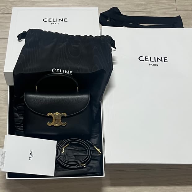 정품) 셀린느 틴니노백 카프스킨