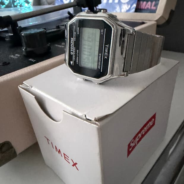 슈프림 타이맥스