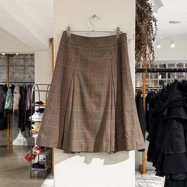 버버리 브라운 플리츠 울 미디스커트