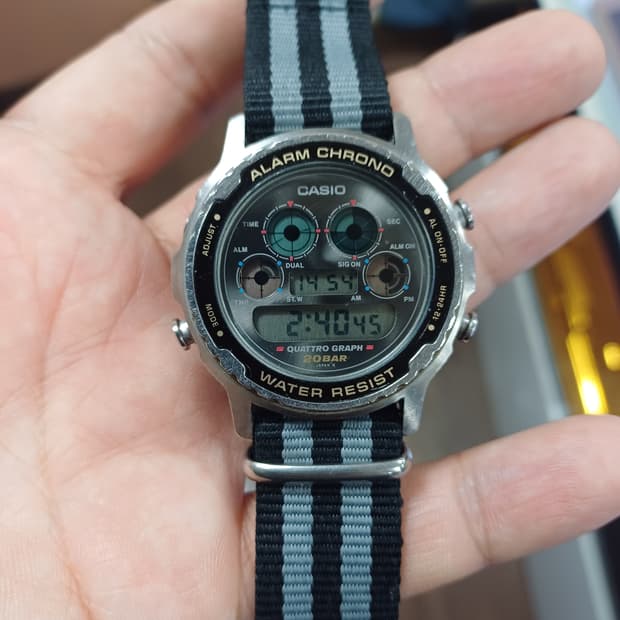 카시오 빈티지 거미눈 시계