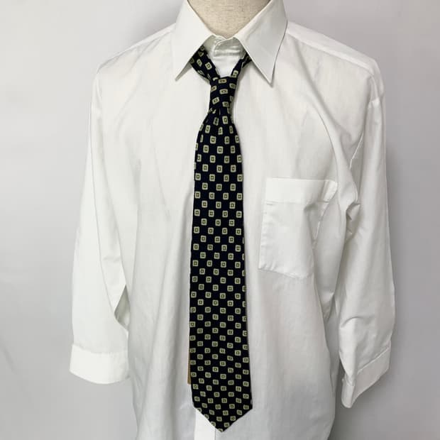 생로랑 빈티지 패턴 넥타이 다크 네이비 입생로랑