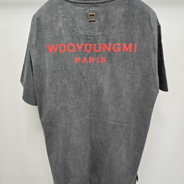 우영미 백로고 반팔 티셔츠 46사이즈 95 판매