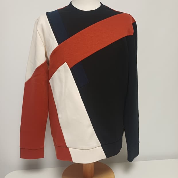 [100] SYSTEM 시스템 옴므 기하학 컬러블록 세미오버 맨투맨