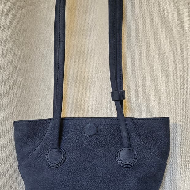 MARGE SHERWOOD 미니 네이비 토트백
