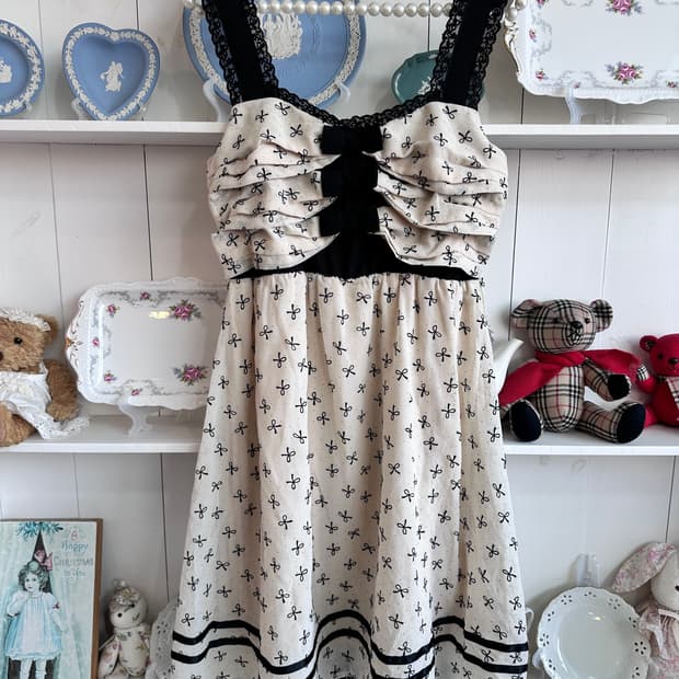 axes femme(악세즈 팜므) 리본 민소매 원피스