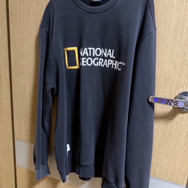 내셔널지오그래픽 맨투맨 115