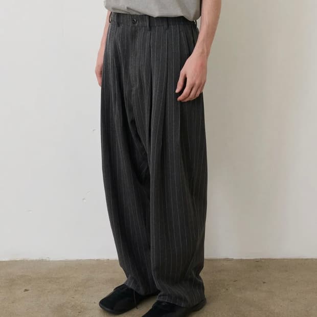 노운 wide tapered pants