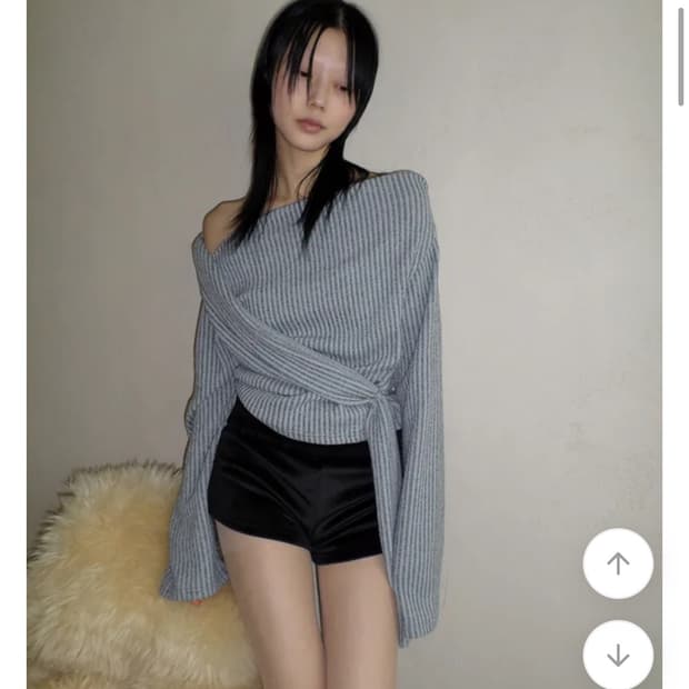 더에펠 셀리 무드 셔링 오프숄더 니트