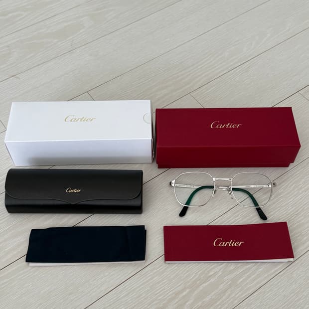 까르띠에 산토스 안경 A38H68GH