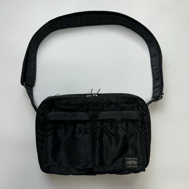 PORTER TANKER SHOULDER BAG (S) 포터 탱커 숄더백