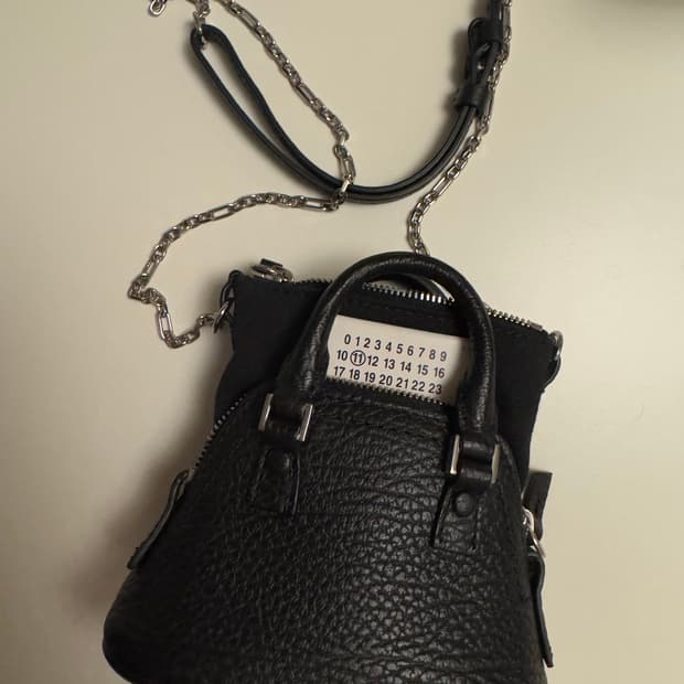 마르지엘라 5AC 클래식 베이비백 블루