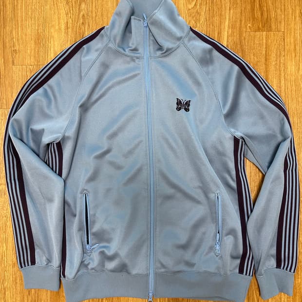 [L] 니들스 x 프릭스 스토어 트랙자켓 폴리 스무스 삭스 블루 [L]