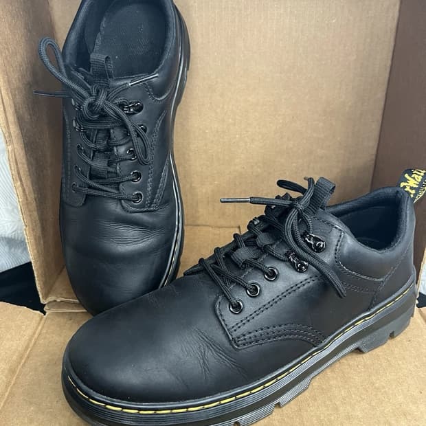 닥터마틴 리더 와이오밍 레더 유틸리티 슈즈 블랙