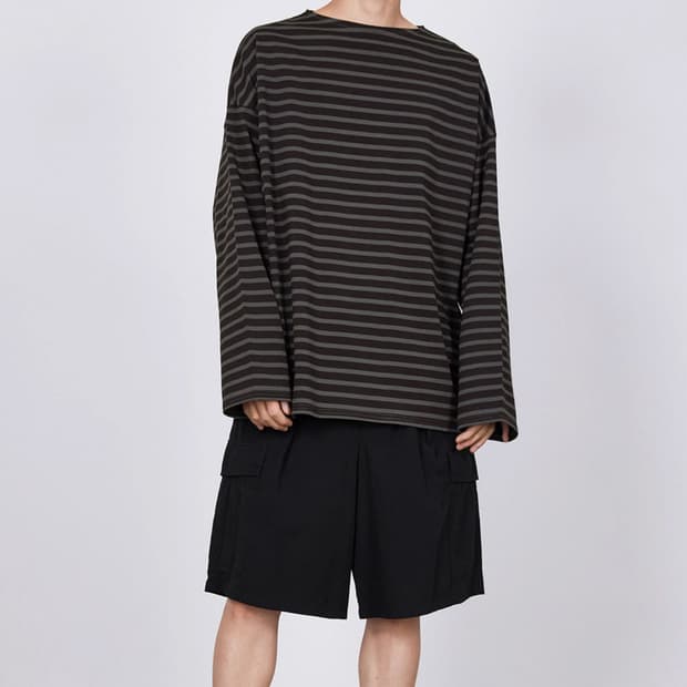 마카(marka) 스트라이프 롱슬리브 브라운 차콜