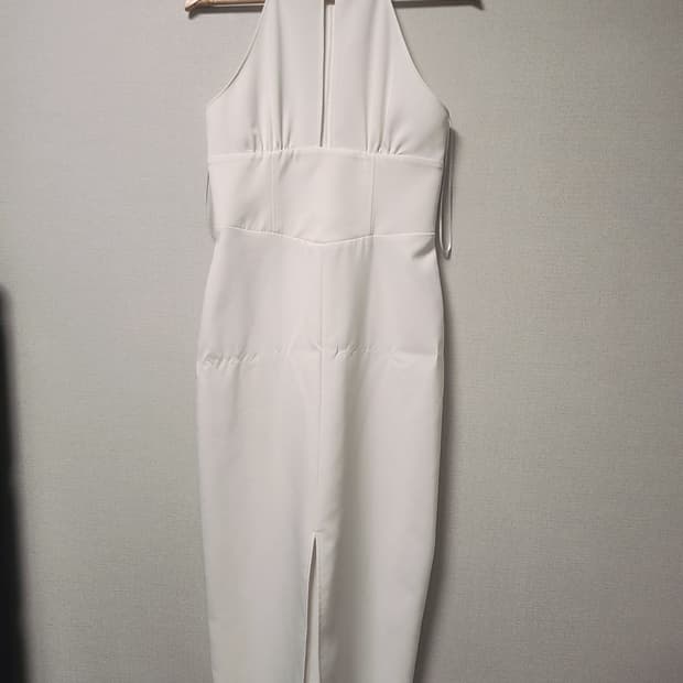자라 화이트 홀터넥 원피스 M