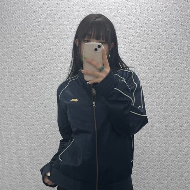 나이키 올드스쿨 레트로 레이싱 파이핑 바람막이 자켓 100 C09184