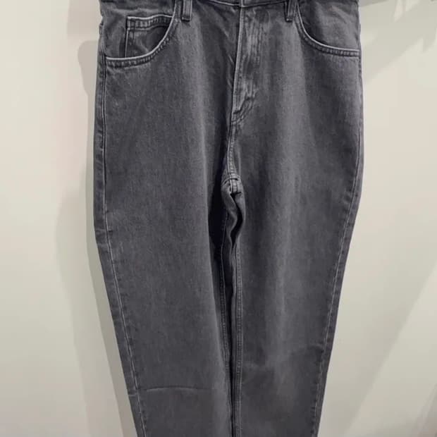 유니클로 jw앤더슨 청바지 07그레이 긴기장 38사이즈
