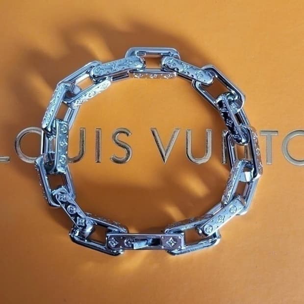 루이비통 모노그램 팔찌