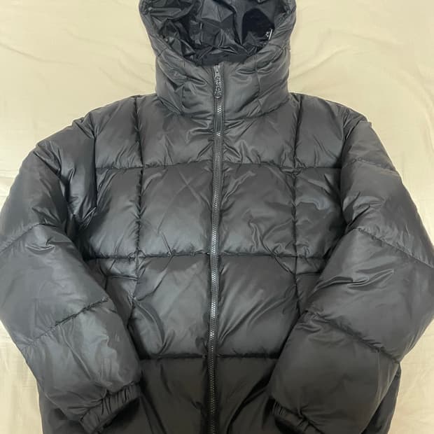 스파오 후드푸퍼 립스탑 패딩 블랙