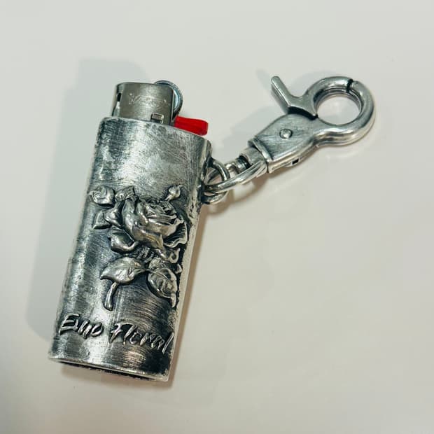 에모스탠스클럽 라이터 키링