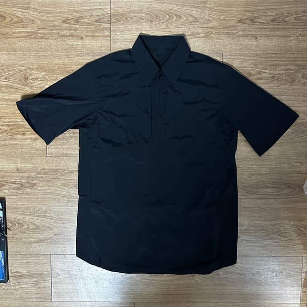 EE Nylon Zip Shirts