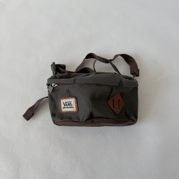 반스(Vans) 힙색 보조가방