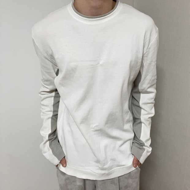 ARMANI WHITE EMBROIDERED LONG SLEEVE