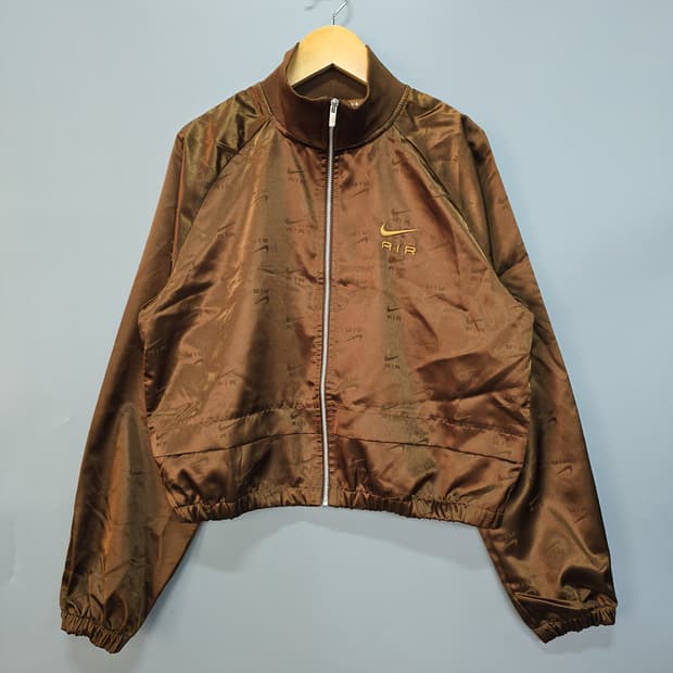 나이키(NIKE) 에어 크롭 집업 바람막이 세틴 자켓 S