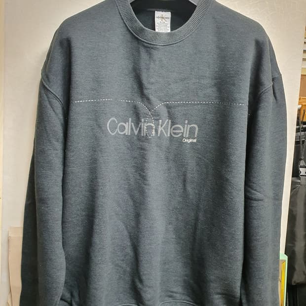 캘빈 클레인 맨투맨 