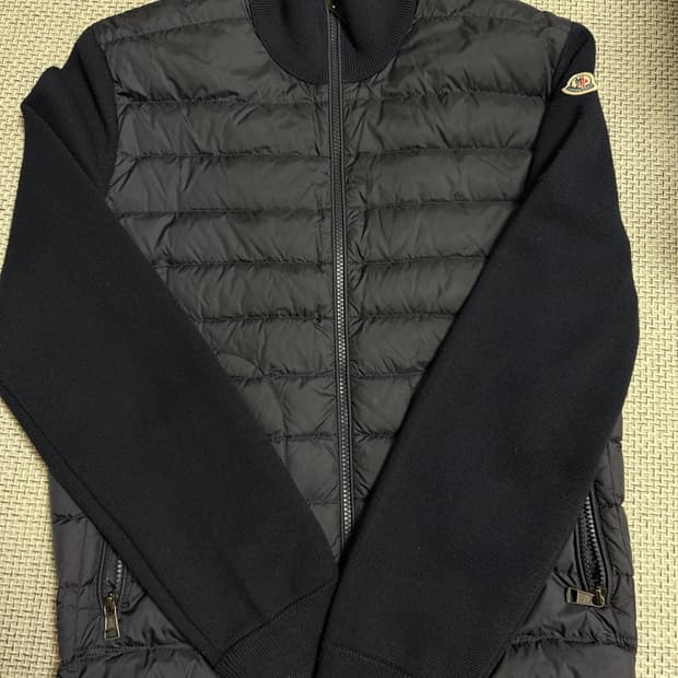 오케이몰 구매 몽클레어 김현우 니트패딩 M