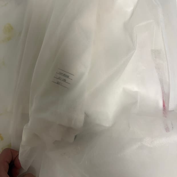 톰브라운 백 스트라이프 티셔츠