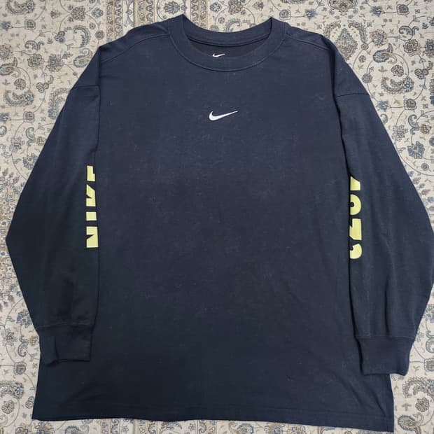 나이키 드라이핏 프린팅 티셔츠 L