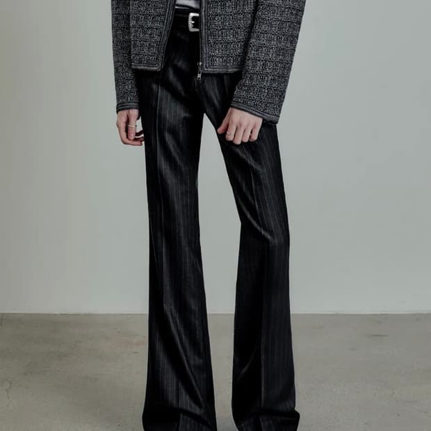 엘무드 스트라이프 플레어 슬랙스 