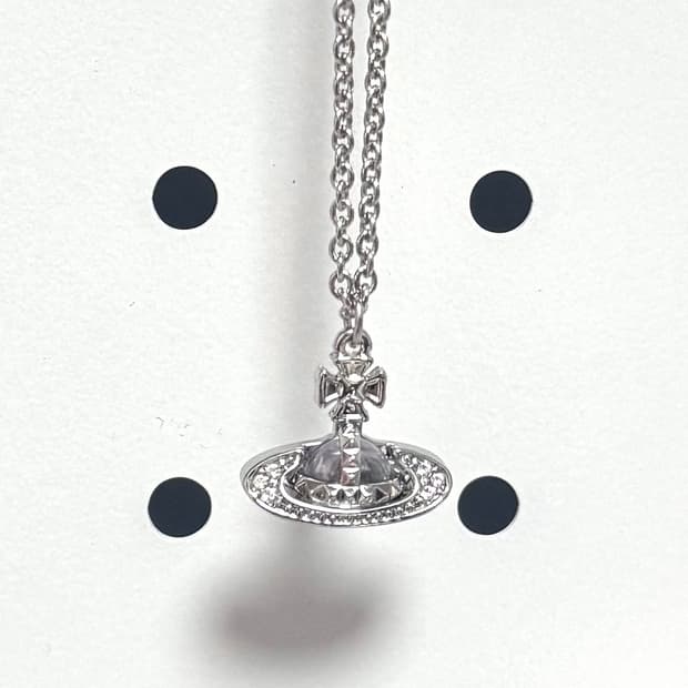 비비안웨스트우드 orb 목걸이