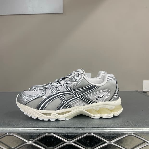 아식스 젤 님버스 10.1 화이트 글레이셔 그레이 240