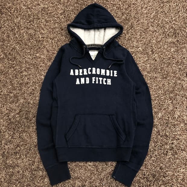 아베크롬비 네이비 로고 후드티