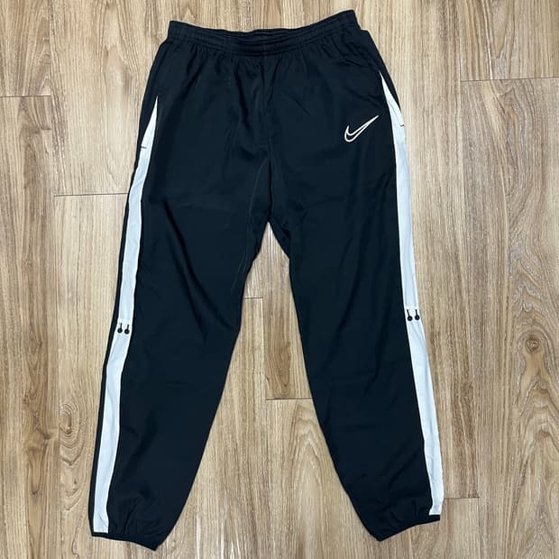 나이키 드라이핏 트랙팬츠 M