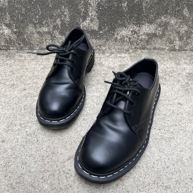 [8UK] 닥터마틴 1461 스무스 3홀 (270~275)