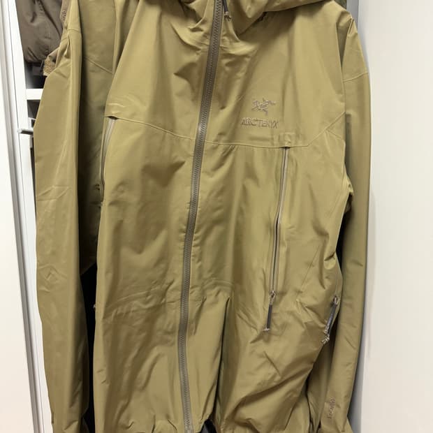 아크테릭스 리프 알파LT 크로커다일 XL사이즈 판매