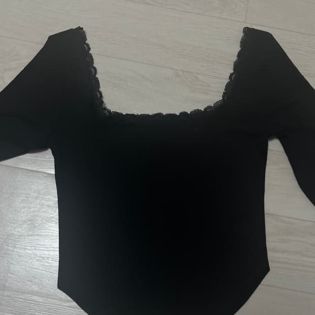 플리즈노팔로우 미미유탑 블랙 새상품