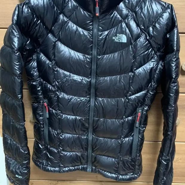 노스페이스 900 유광경량패딩