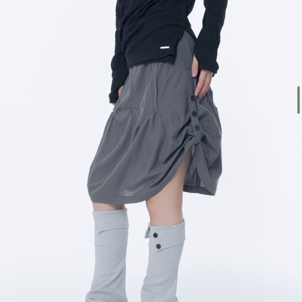 *새상품* 미세키서울 슬라우치 벌룬 미디 스커트/ 구매가 98,000