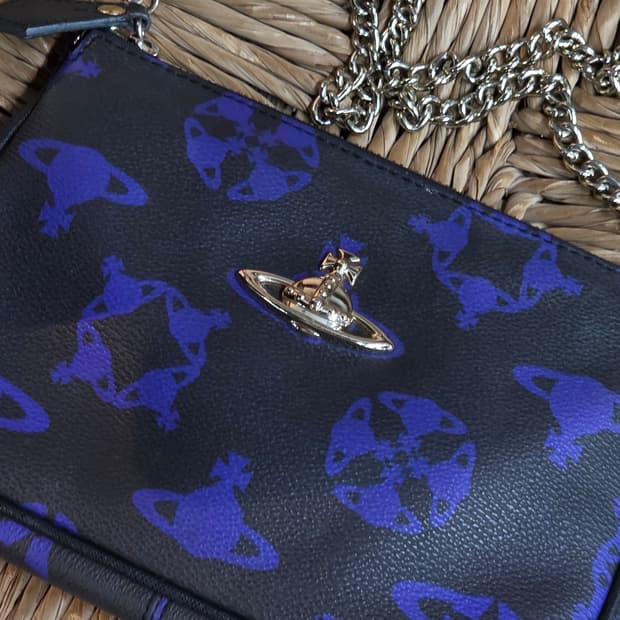 비비안웨스트우드 orb패턴 체인 크로스백 숄더백