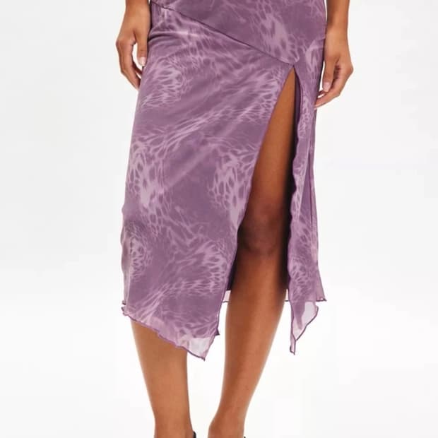 어반아웃피터스 메쉬 미디 스커트 퍼플M/레오파드 애니멀프린트