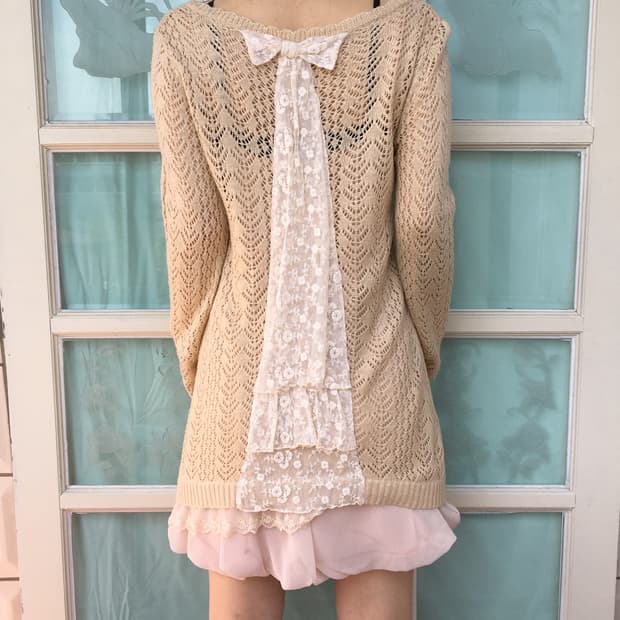 axes femme back lace point crochet cardi