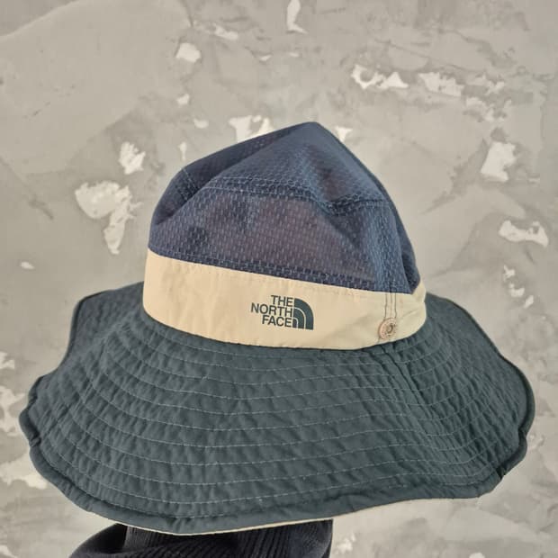 노스페이스 등산 모자 M 사이즈